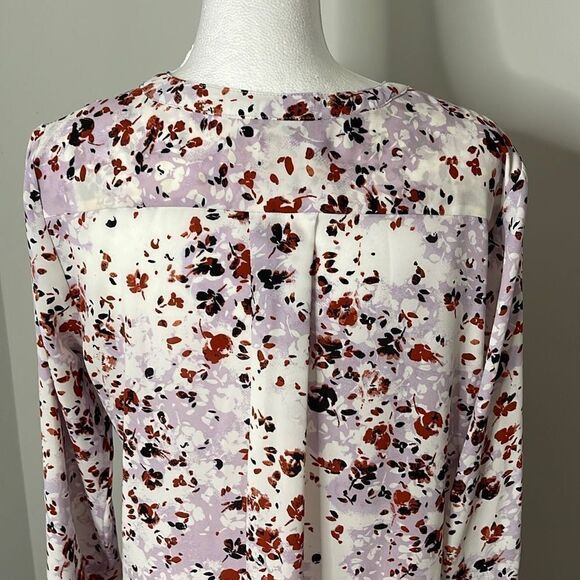 Simply Vera Pullover Blouse. Size Small. Multi Color. - Picture 5 of 8